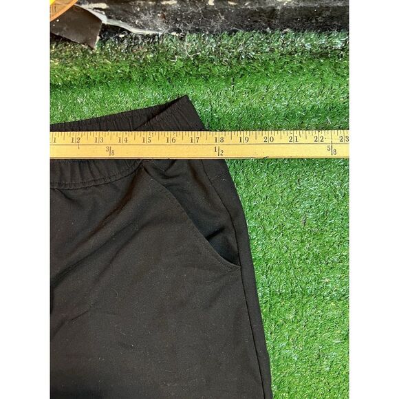 Set Of Figs Technical Collection Womens Top Sz XL Bottoms XLT Nursing Scrubs - Picture 10 of 11